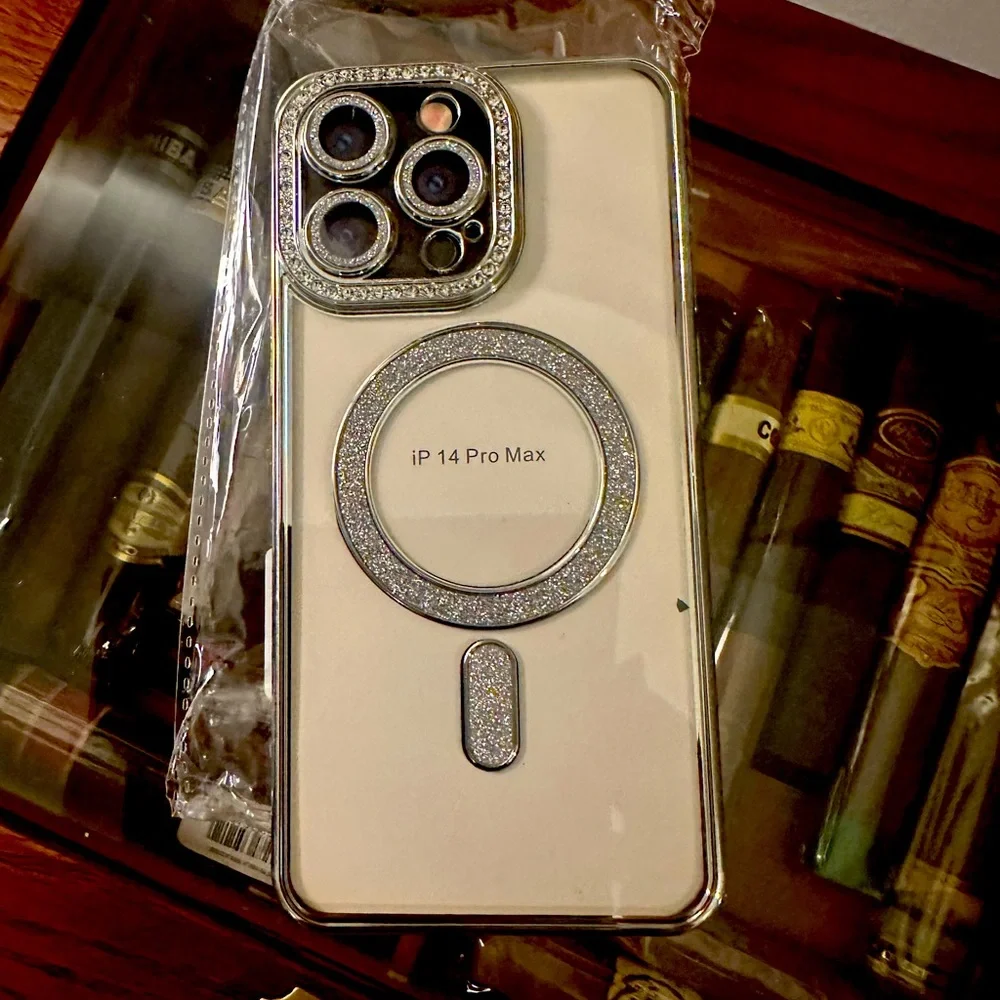 Luscious IPhone 14 ProMax Sparkling Phone Cover